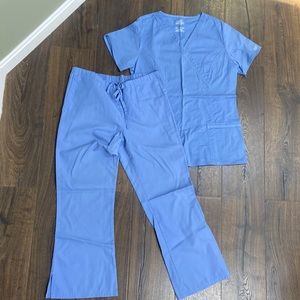 Scrubs size medium